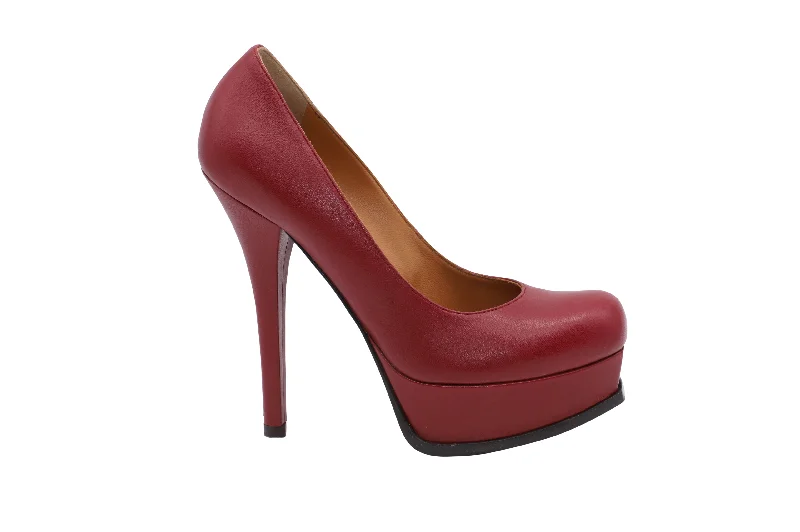 Women's office - appropriate stiletto heel pumps with a low - heel optionFendi Fendista Pumps 135 in Red Leather