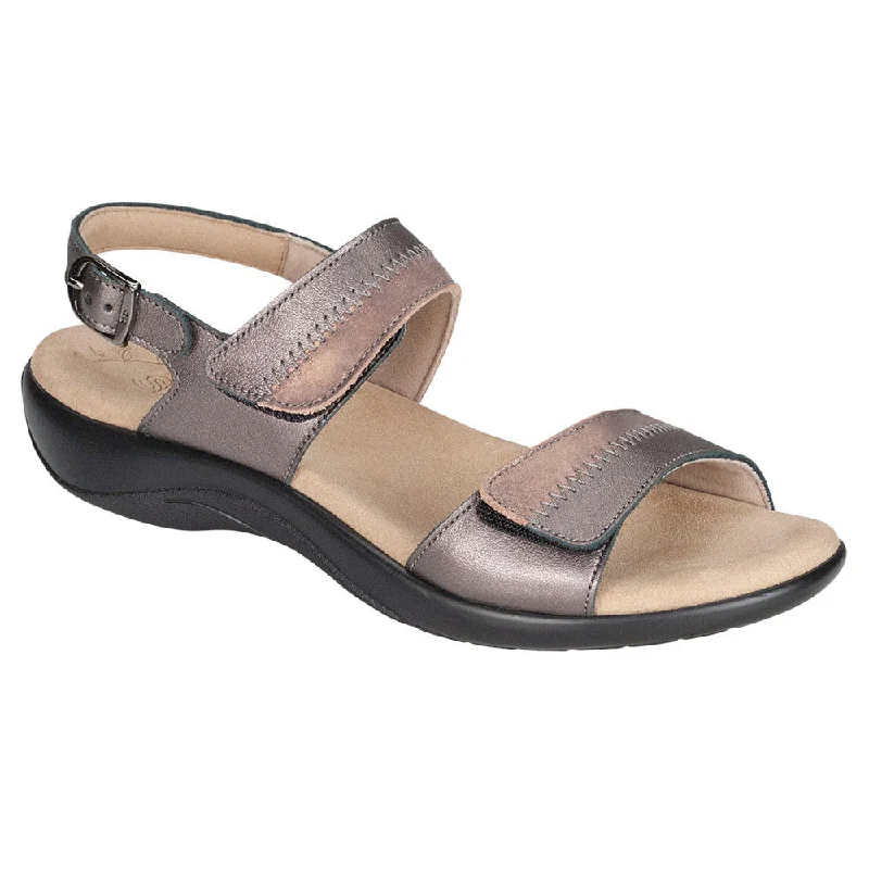 Child - Friendly Women's Sandals with a Secure Buckle in Purple for Moms on the GoSas Women's Nudu Sandal Dusk