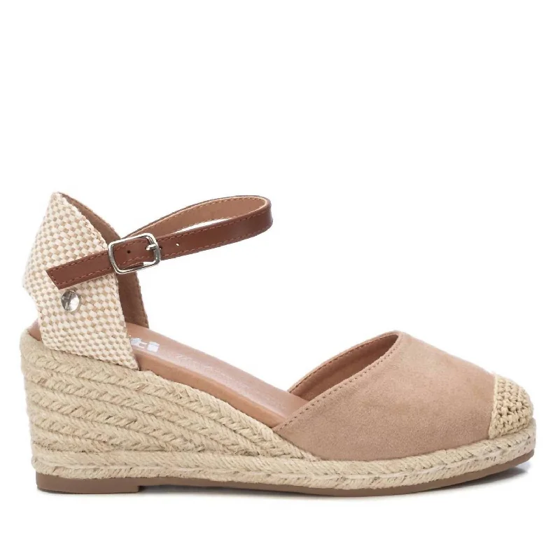 Adjustable Strap Women's Sandals with a Padded Heel in Pink for a Custom FitWomen's Wedge Sandals In Beige